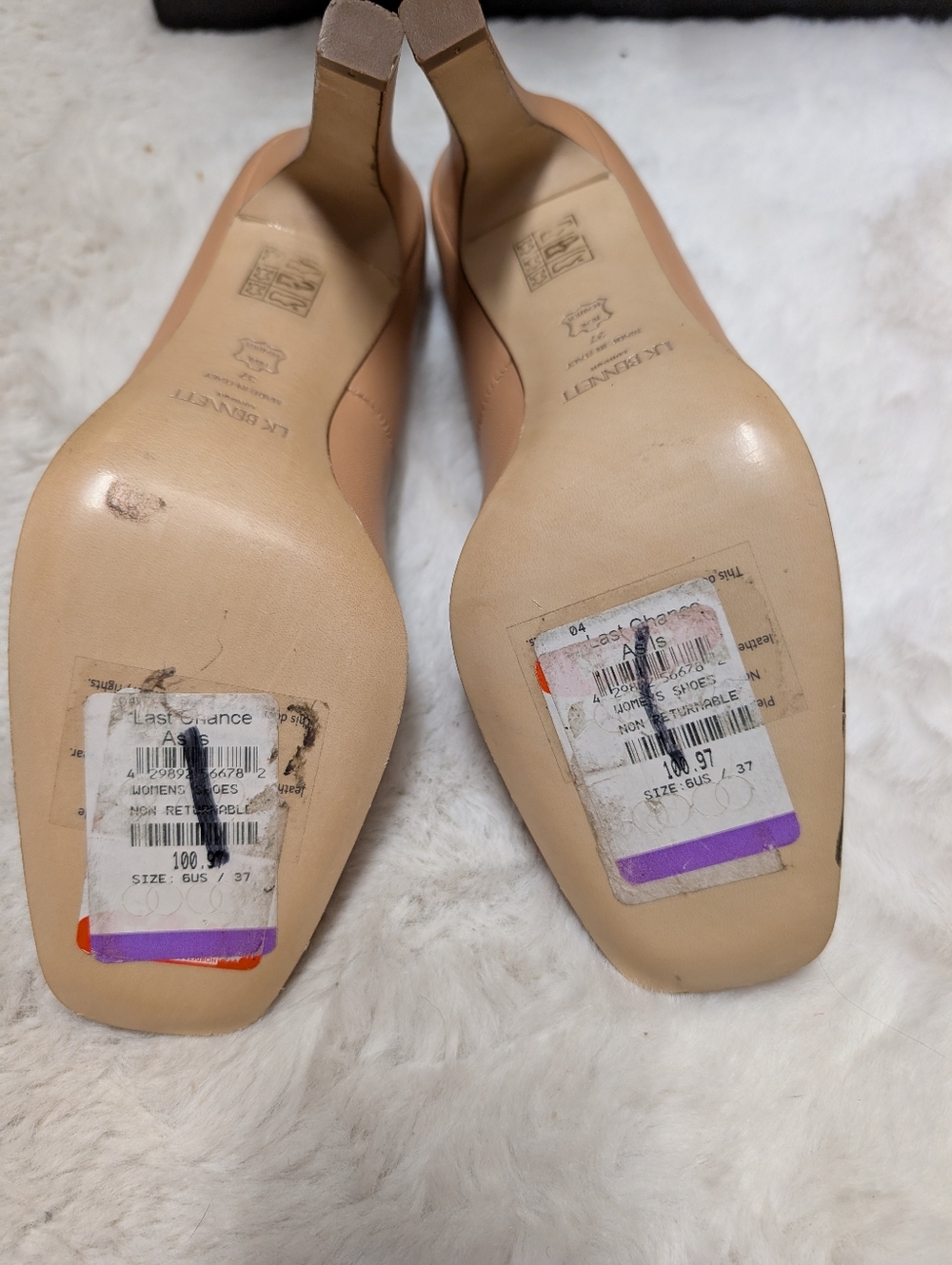 LK Bennett Nude Leather Flats with Gold Ring Accent - Picture 2 of 2